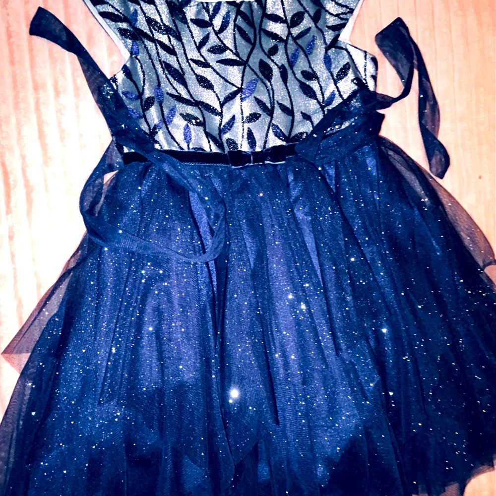 Girls dress- sz 7